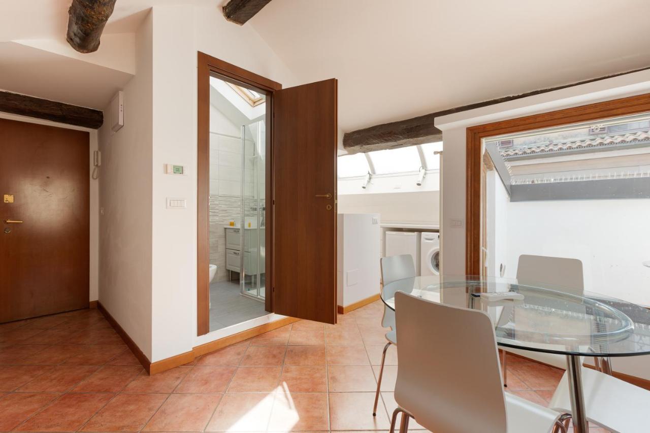 Corso Como Balcony Apartment Milán Exterior foto